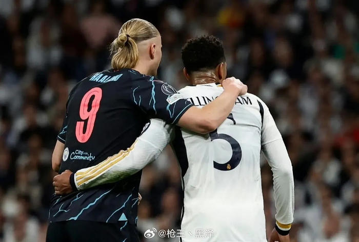 球迷态度：回顾2025年国内外足坛，哪些事让你印象深刻？（从球迷视角盘点2025年中外足坛：哪些瞬间最难忘？）