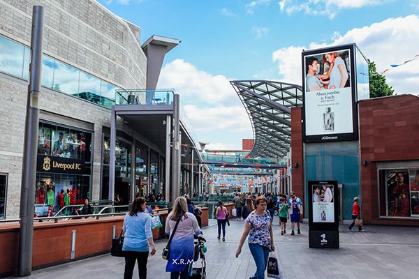 拜仁连续18场联赛每场都至少进两球，距德甲纪录只差两场（拜仁联赛已连18场至少攻入两球，距德甲纪录仅差两场）